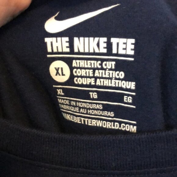 Nike Athletic Cut T Shirt Size Extra Large - Picture 3 of 4